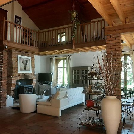 Bed and Breakfast La Gariere Lafrancaise Екстер'єр фото