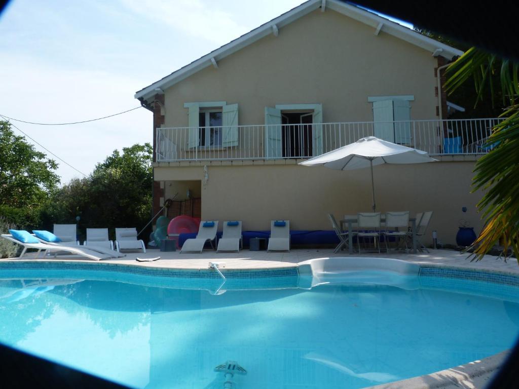 Bed and Breakfast La Gariere Lafrancaise Екстер'єр фото